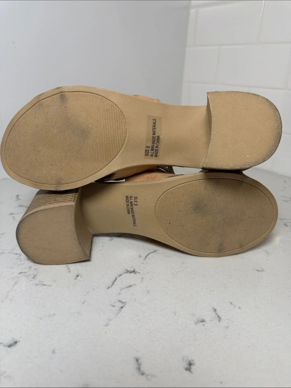 New Qupid Tan Suede Cutout Block Heel Sandals with Gold Buckle Size 9